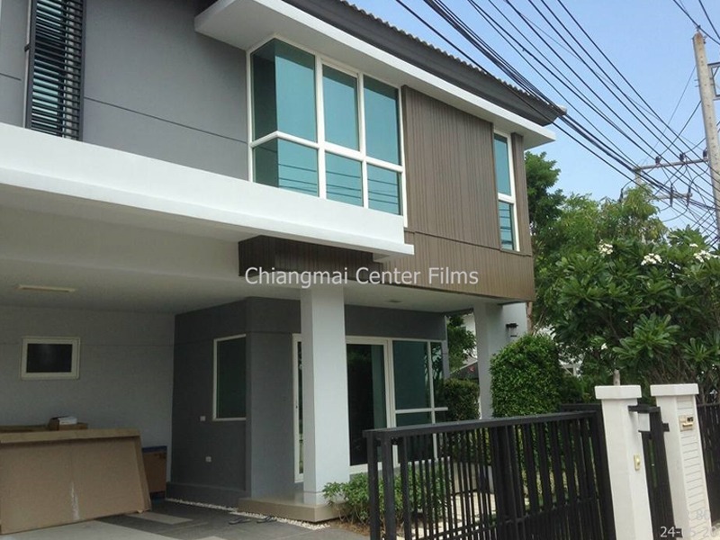 ติดตั้งฟิล์มกรองแสงรถยนต์และอาคาร เชียงใหม่